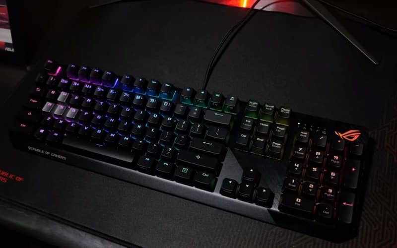 Keyboard Gaming Mechanical Terbaik